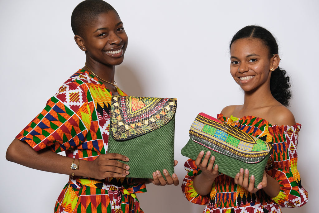 Right-Sided Dashiki Print Clutch Bag 